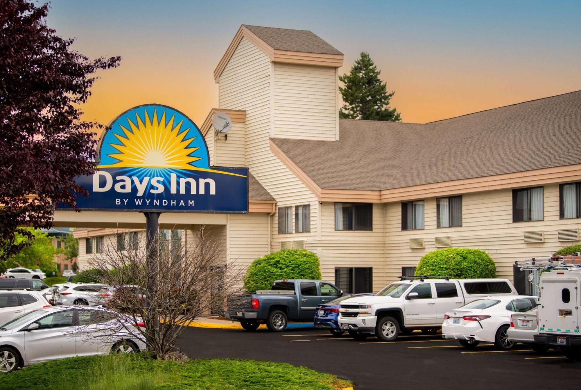 Days Inn By Wyndham Coeur D'Alene Exteriér fotografie